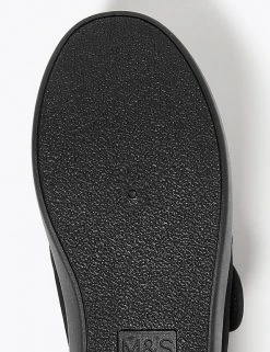 M&S Collection Footwear Kids' Riptape Plimsolls (7 Small - 4 Large) -Cheap School Uniform Store SD 04 T72 2016B Y0 X EC 3